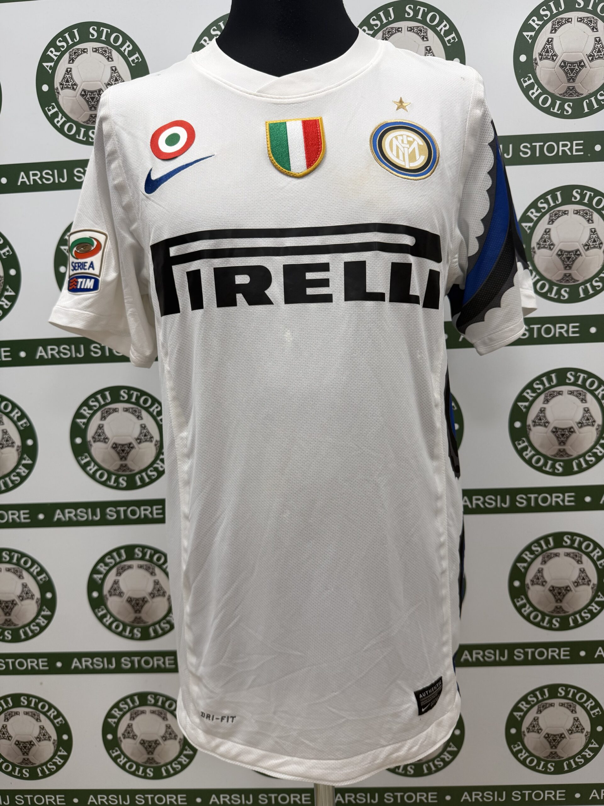 Maglia INTER Eto’O match Worn 2010/11 Signed - immagine 2