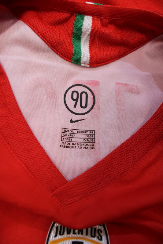 Maglia JUVENTUS TREZEGUET XL Away 2005/06 - immagine 3