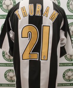 Alternative view of Maglia JUVENTUS THURAM L Home 2004/05