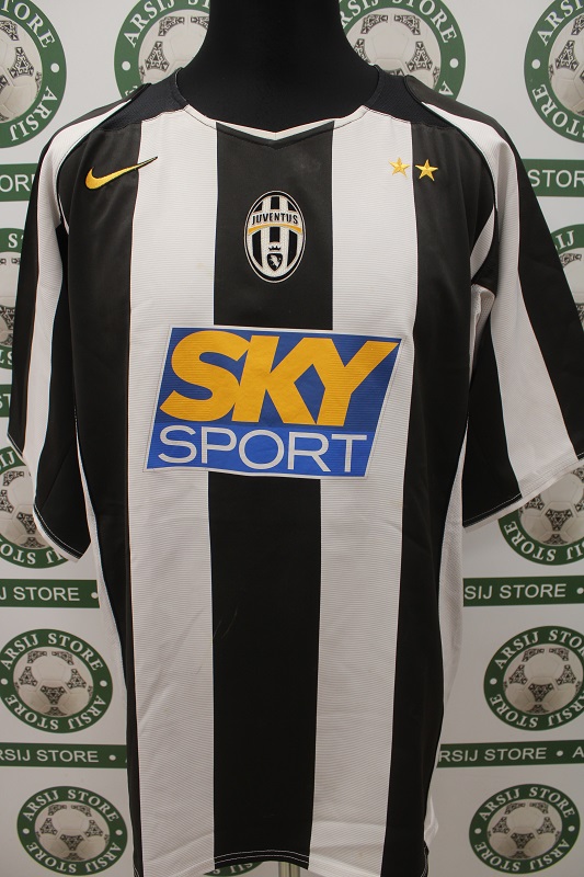 Maglia JUVENTUS THURAM L Home 2004/05